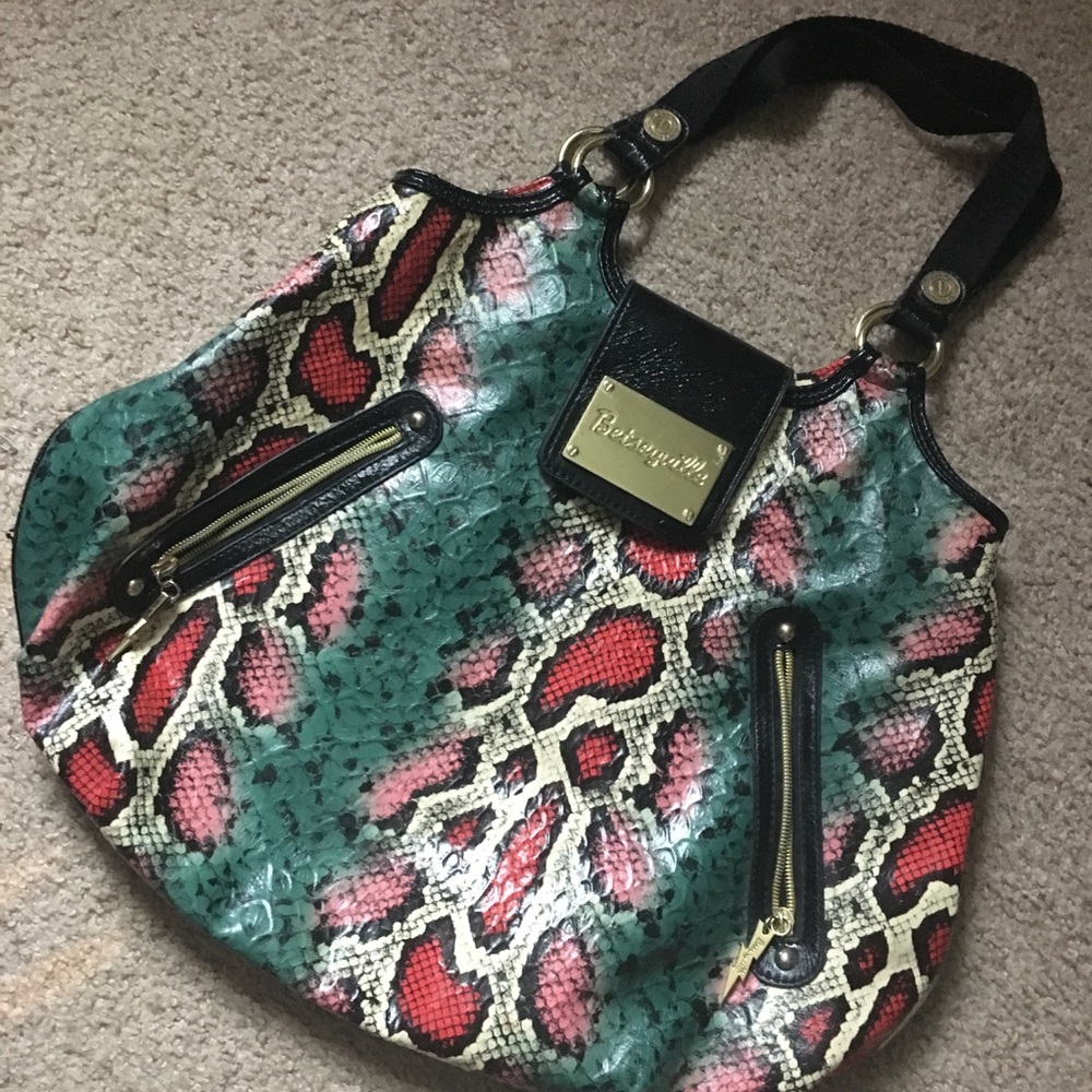GORGEOUS Snakeskin Betsy Johnson shoulder bag